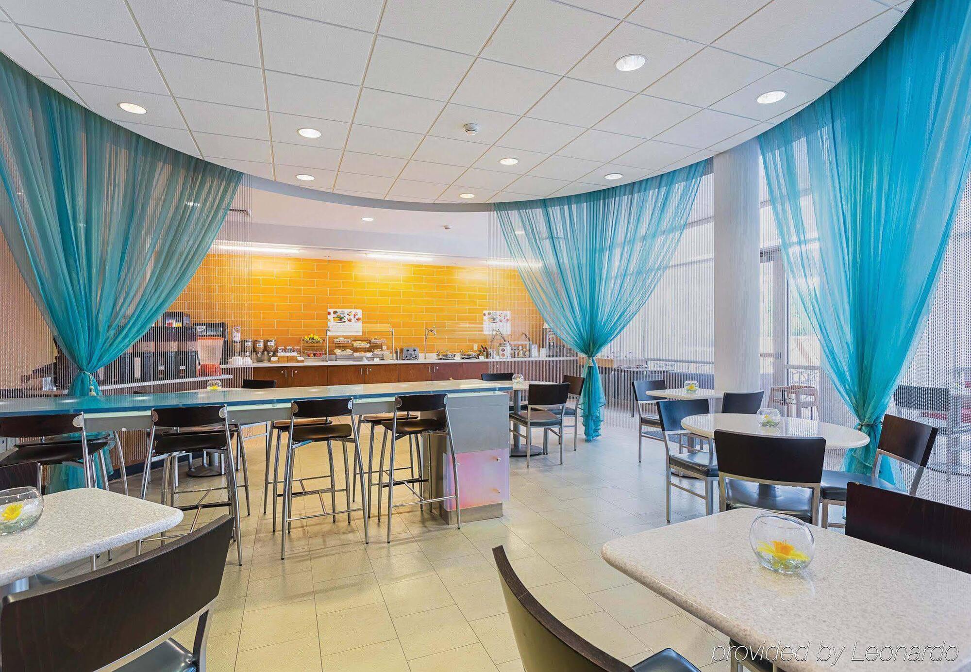 Springhill Suites Tampa North/Tampa Palms Exterior foto